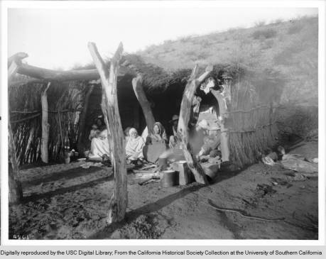 1910A_family_of_escaped_Yaqui_Indians_under_a_shelter_in_Arizona_ca1910 copy